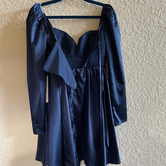 Prom Dress - Picture 3 of 8